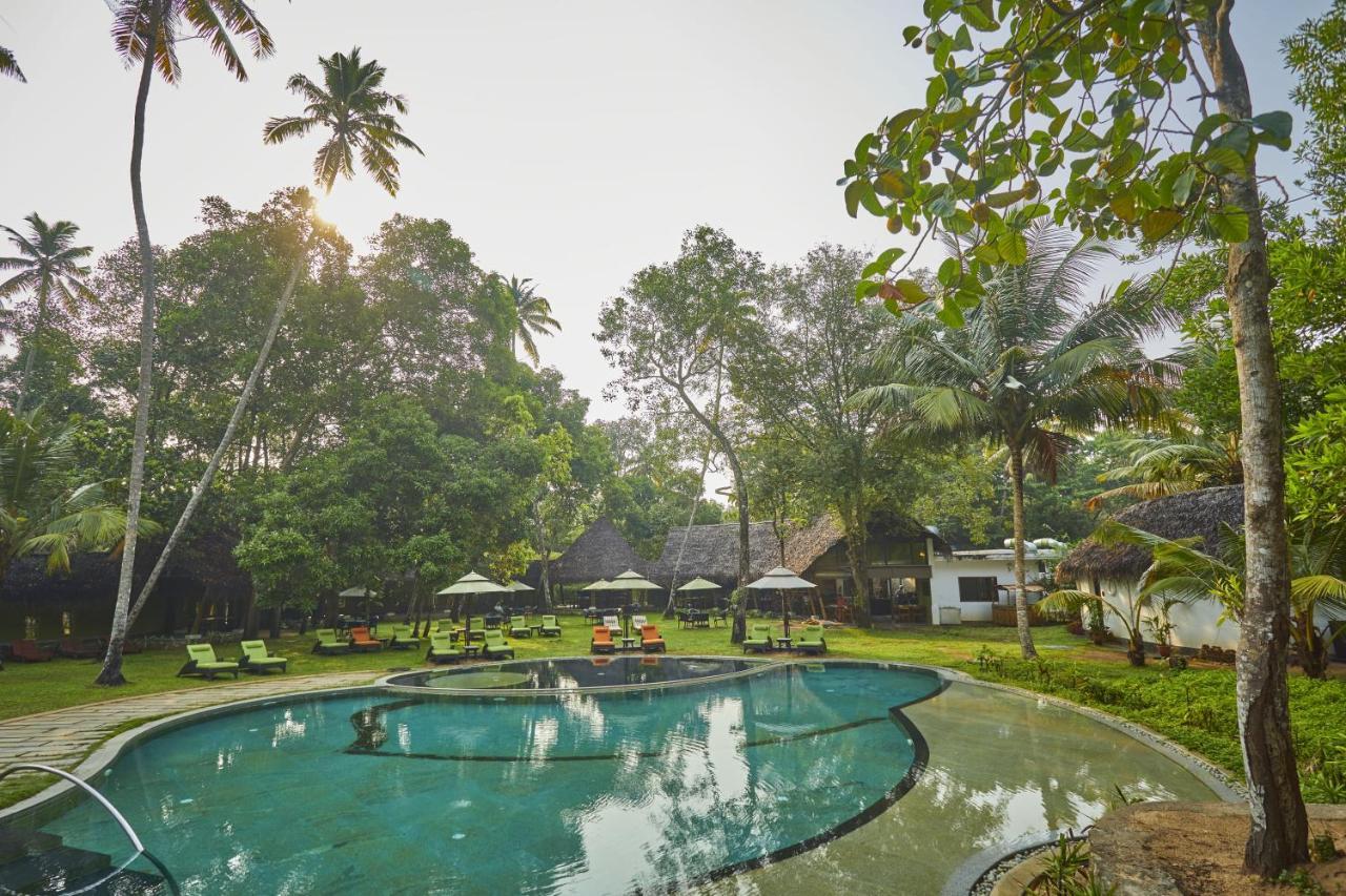 Xandari Pearl Beach Resort Mararikulam Exterior photo